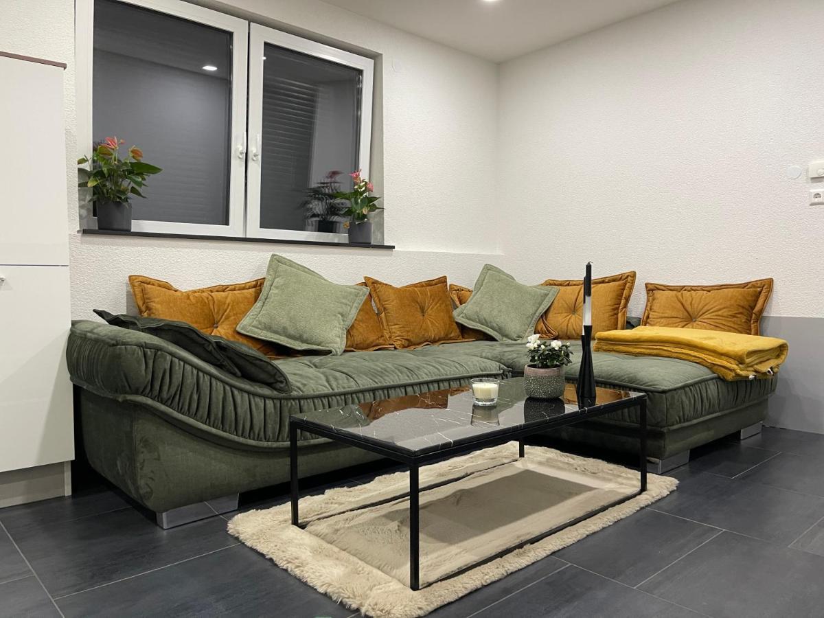 2 Zimmer Wohnung Zur Taegliche Miete Hechingen Extérieur photo